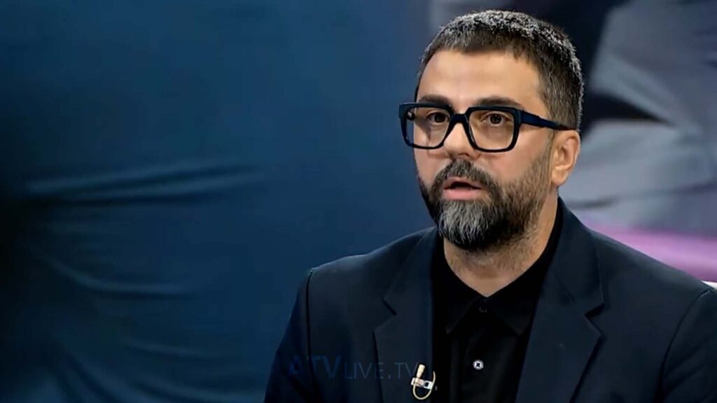 Artan Behrami akuzon BE-në për standarde të dyfishta ndaj Kosovës dhe Gjykatës Speciale